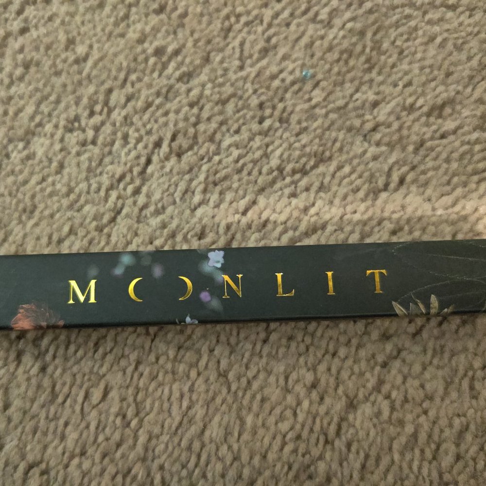 Moonlit by Mikaela Lune No. 49 Kore Lipstick Pencil